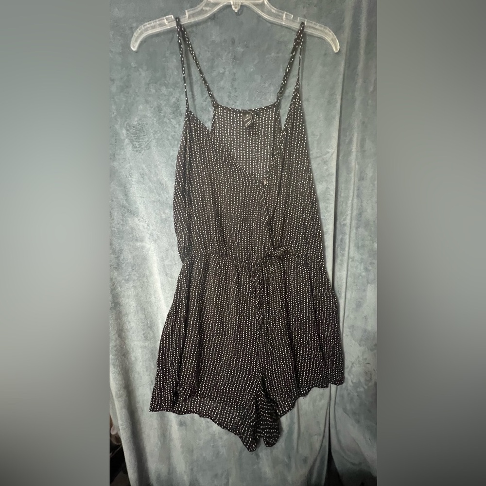 Women's Size XL Checker Patterned Black and White Romper with Spaghetti Straps